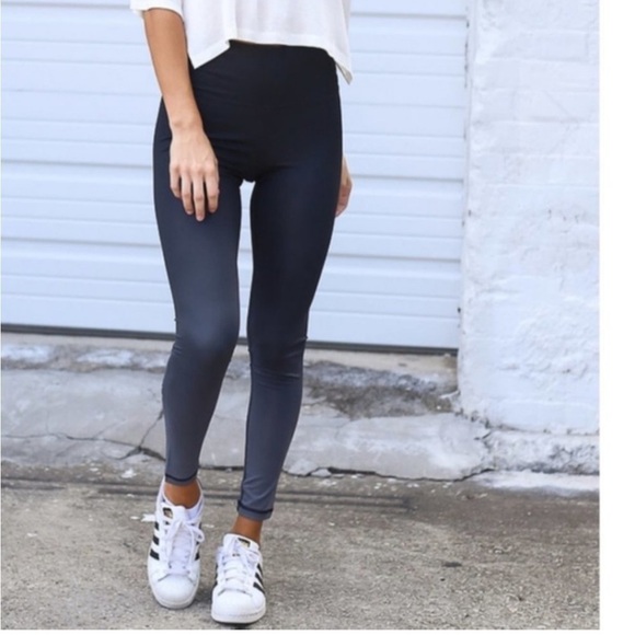 Ombre High-Waisted Leggings - Picture 1 of 3